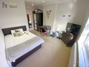 Photo 24- click for photo gallery